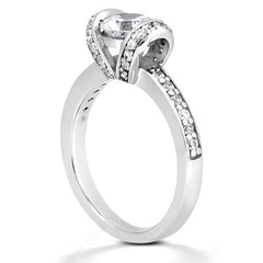 Round Ribbon Moissanite Engagement Ring