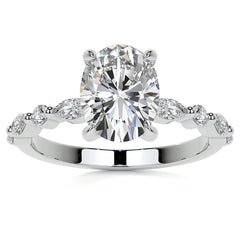 Oval Scalloped Single Prong Moissanite Engagement Ring