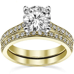 Round or Cushion Moissanite Engagement Ring