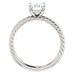 Emerald / Radiant cut Solitaire Ring