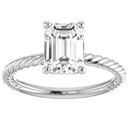Emerald / Radiant cut Solitaire Ring