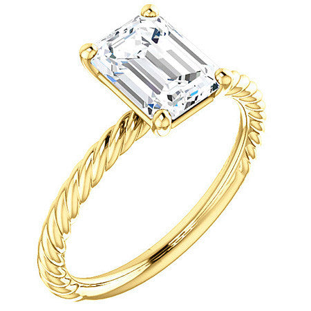 Emerald / Radiant cut Solitaire Ring