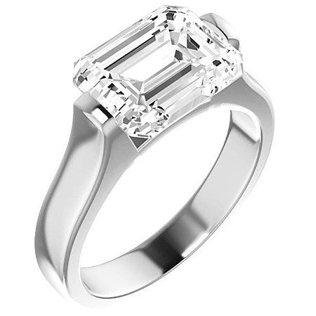 Emerald / Radiant cut Solitaire Ring