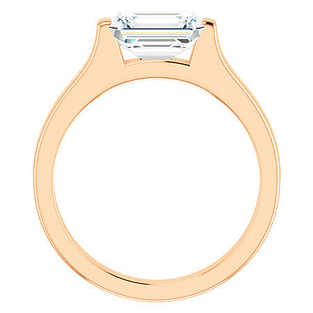 Emerald / Radiant cut Solitaire Ring