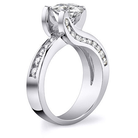 Round Modern Moissanite Engagement Ring