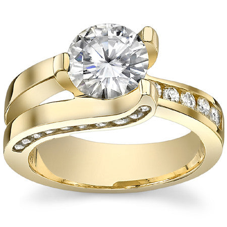 Round Modern Moissanite Engagement Ring
