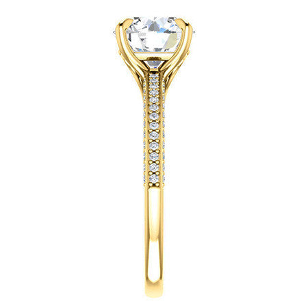 Round Claw Prong Moissanite Engagement Ringound