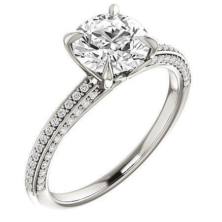 Round Claw Prong Moissanite Engagement Ringound