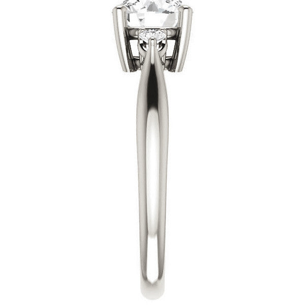 Round Brilliant Moissanite Engagement Ring
