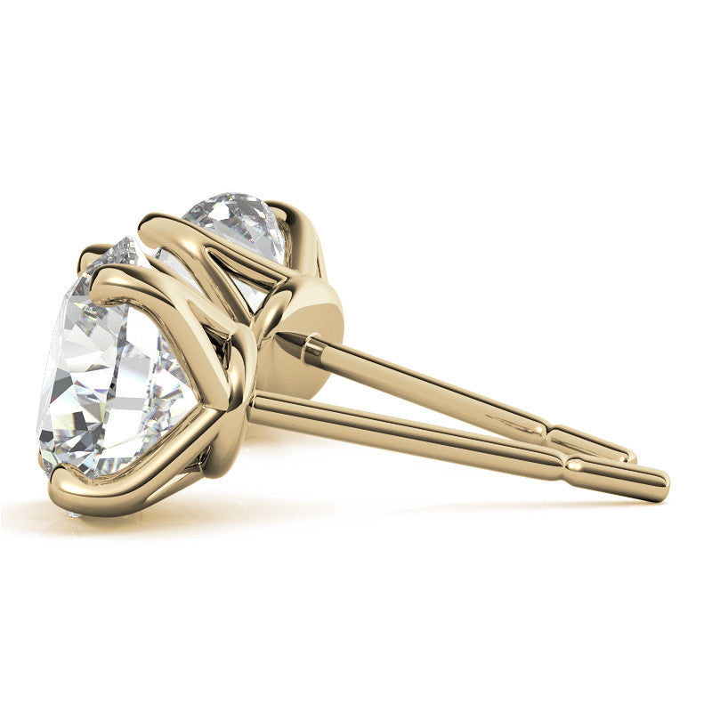 4-Prong Round Moissanite Stud Earrings