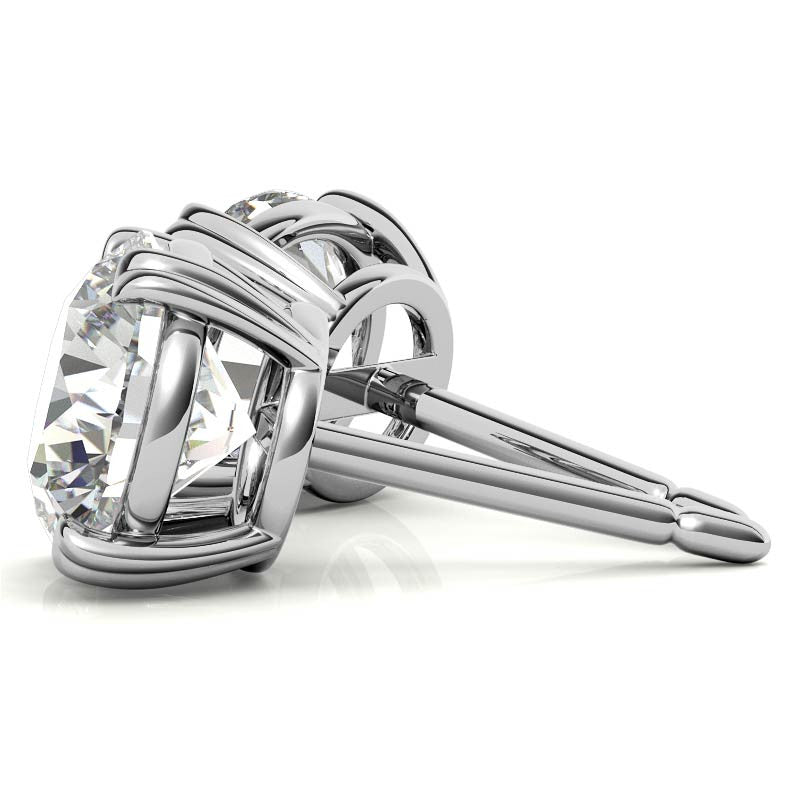 Round Hearts-on-Top Basket Moissanite Stud Earrings