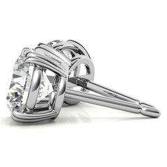 Round Hearts-on-Top Basket Moissanite Stud Earrings