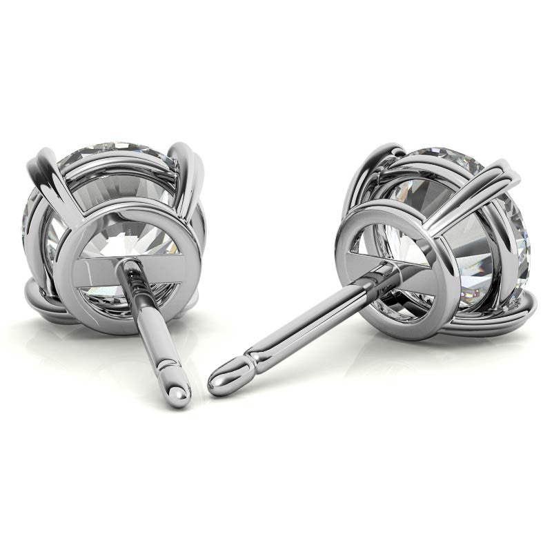 Round Hearts-on-Top Basket Moissanite Stud Earrings