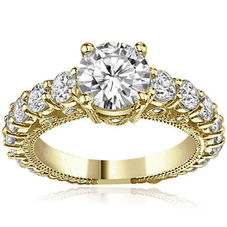 Round Brilliant Moissanite Engagement Ring