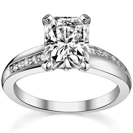 Round Brilliant Moissanite Engagement Ring, 0.10ct