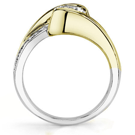 Modern Style Moissanite Engagement Ring