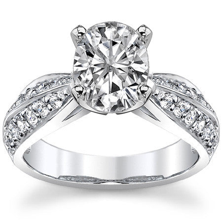 Round Brilliant Moissanite Engagement Ring Setting