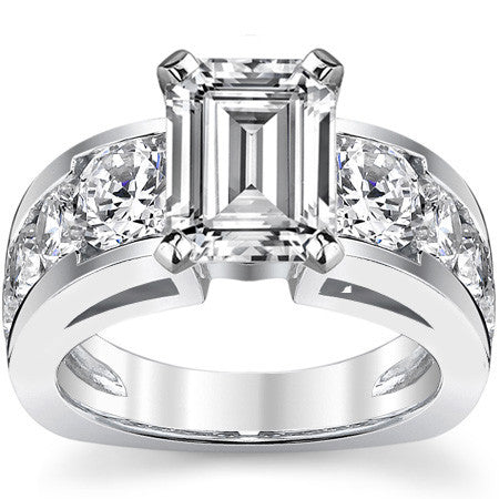 Round Brilliant Moissanite Engagement Ring Setting 2.4ct