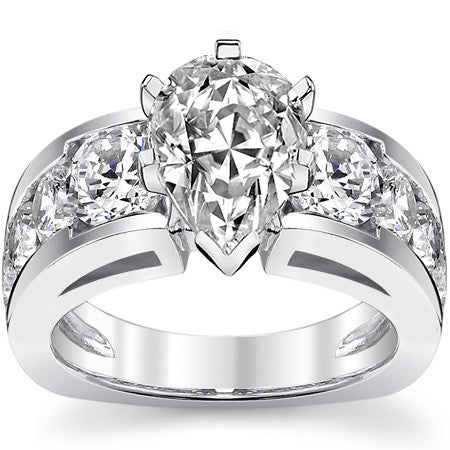 Round Brilliant Moissanite Engagement Ring Setting 2.4ct