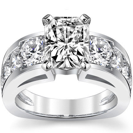 Round Brilliant Moissanite Engagement Ring Setting 2.4ct