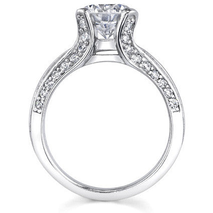 Round Brilliant Moissanite Engagement Ring