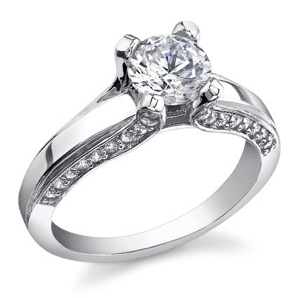 Round Brilliant Moissanite Engagement Ring