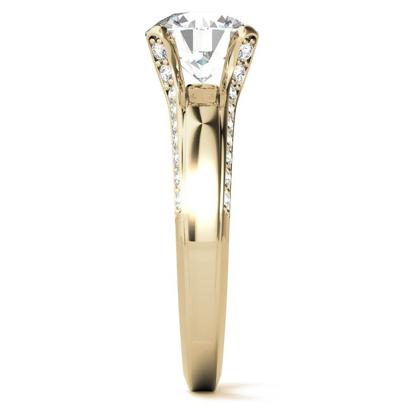 Round Brilliant Moissanite Engagement Ring