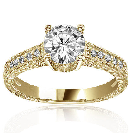 Round Antique Moissanite Engagement Ring