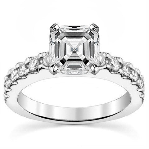 Round Brilliant Moissanite Engagement Ring Setting 0.72ct