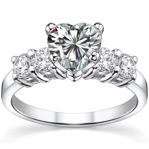 Round Brilliant Moissanite Engagement Ring Setting 0.60ct