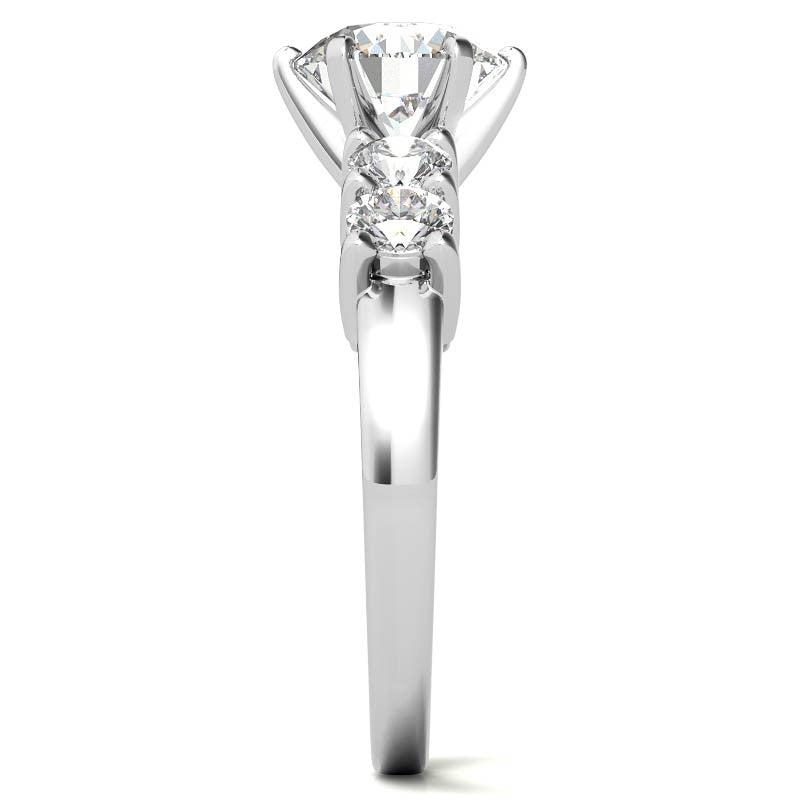 Round Brilliant Moissanite Engagement Ring Setting 0.60ct