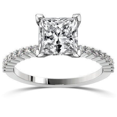 Round Brilliant Moissanite Shared-Prong Semi-Eternity Ring (0.27ct)