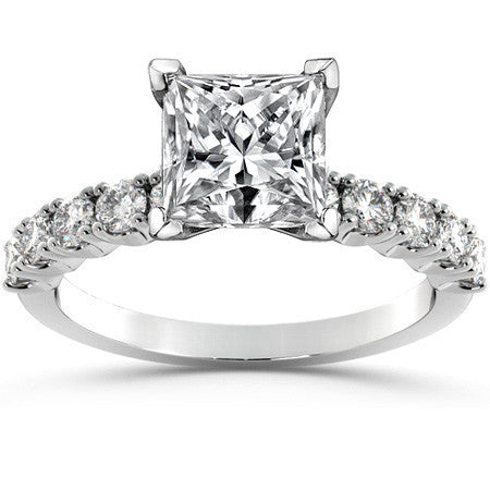 Round Brilliant Moissanite 4-Prong Set Semi-Eternity Ring (0.60ct)