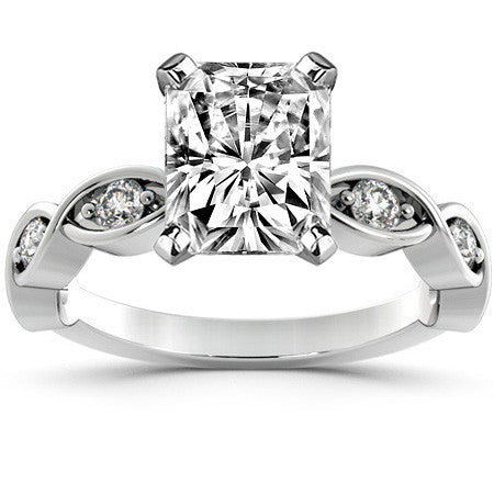 Round Brilliant Moissanite Infinity Style Semi-Eternity Ring (0.36ct)