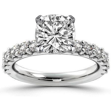 Round Brilliant Moissanite Shared-Prong Semi-Eternity Ring (0.72ct)