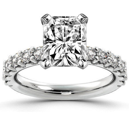 Round Brilliant Moissanite Shared-Prong Semi-Eternity Ring (0.72ct)