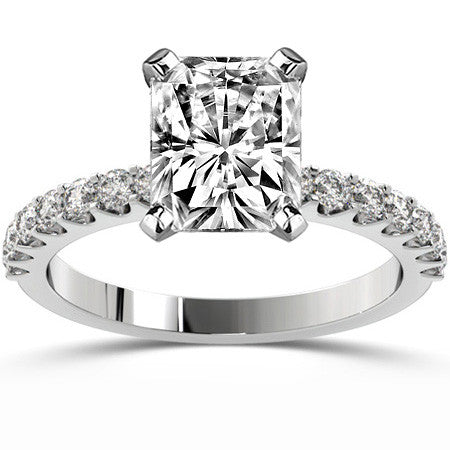 Round Brilliant Moissanite Shared Prong Semi-Eternity Ring (0.42ct)