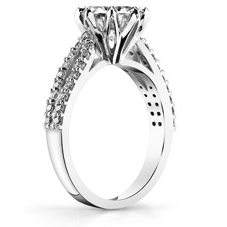 Round 8-Prong Floral Split Shank Wedding Set