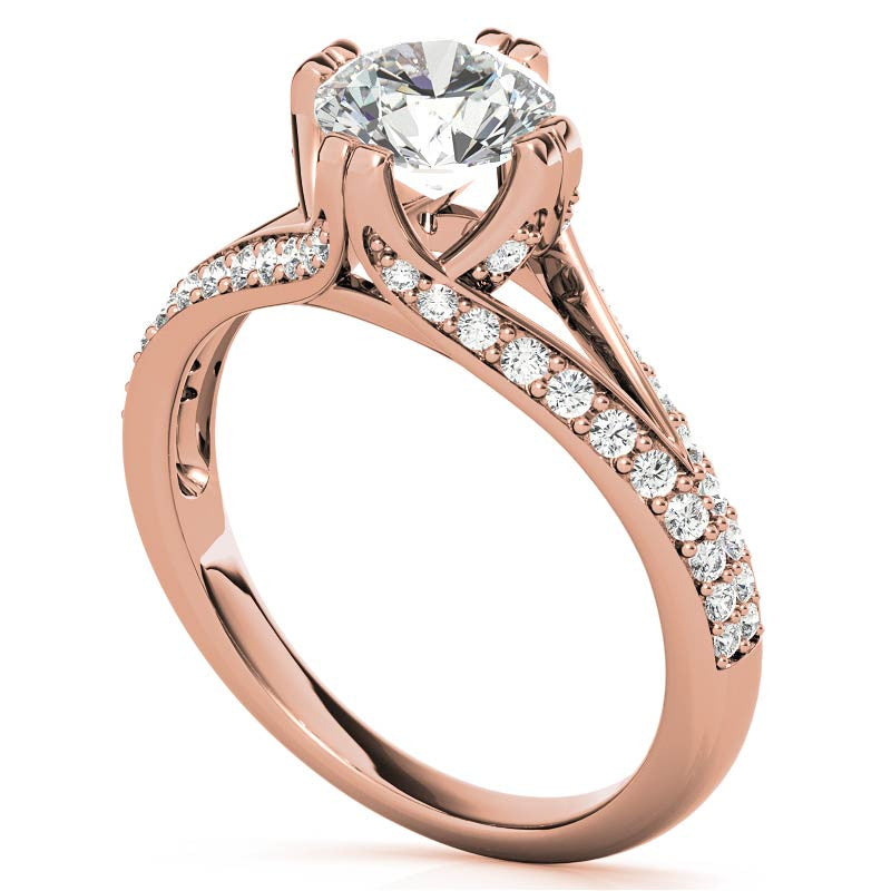 Round Statement Moissanite Engagement Ring