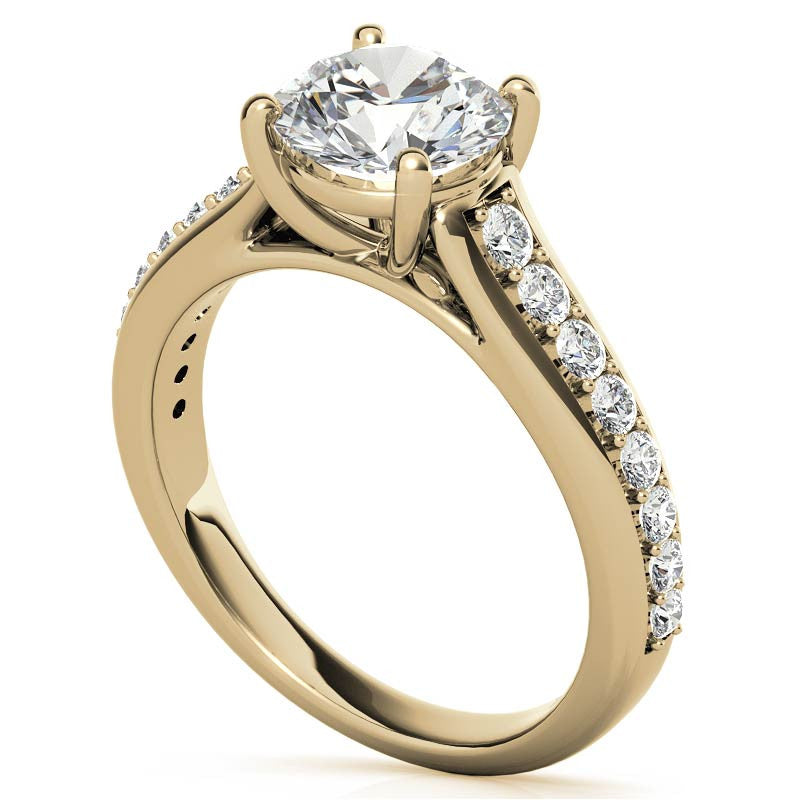 Round Brilliant Moissanite Engagement Ring