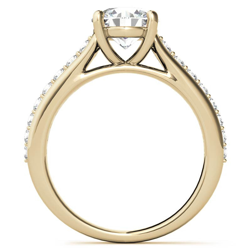 Round Brilliant Moissanite Engagement Ring