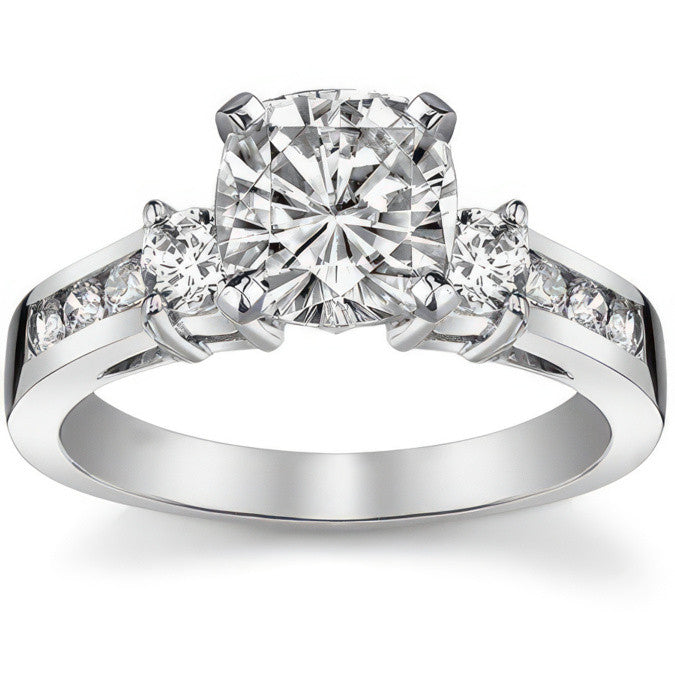 Round Brilliant Moissanite Engagement Setting (.48ct)
