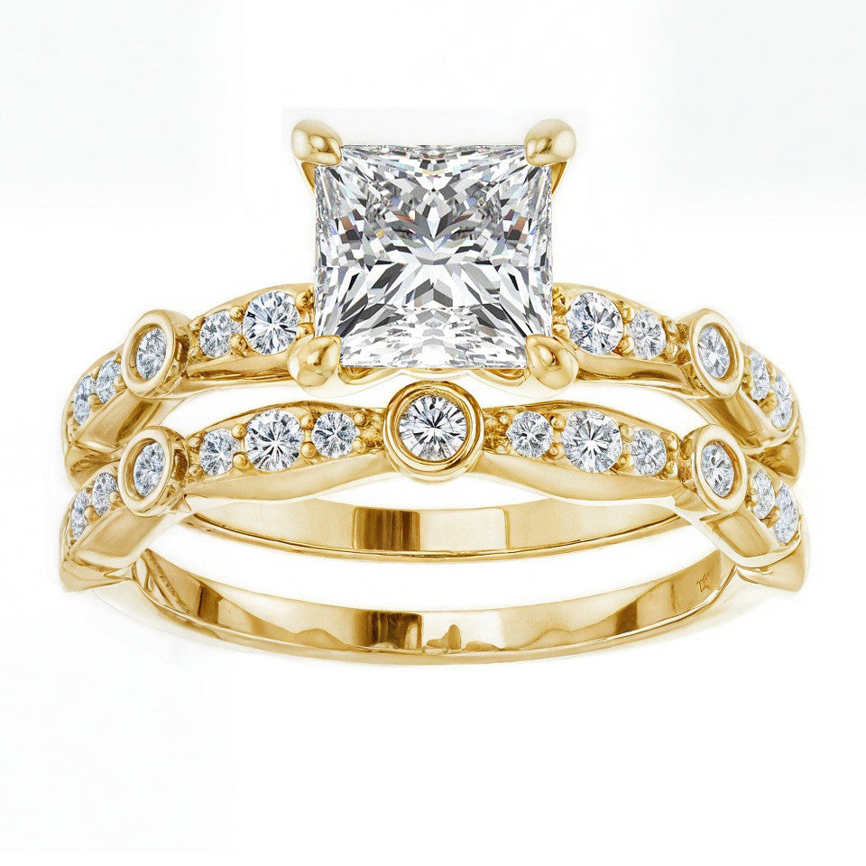 Princess cut Moissanite Engagement Ring