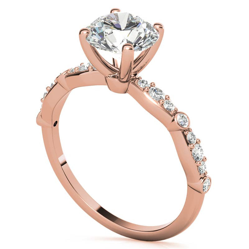 Round Brilliant Moissanite Engagement Ring