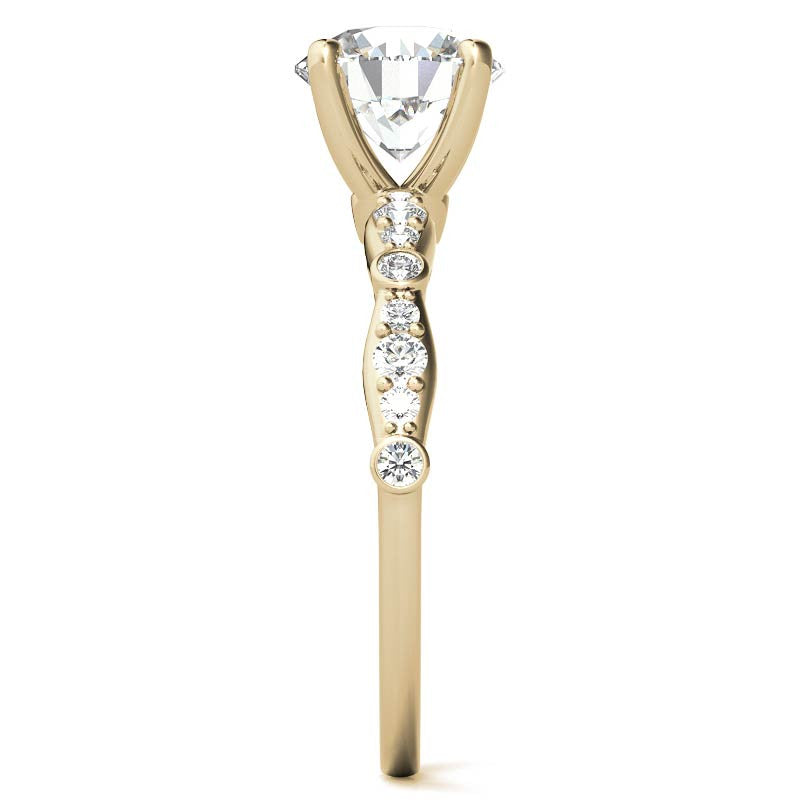 Round Brilliant Moissanite Engagement Ring