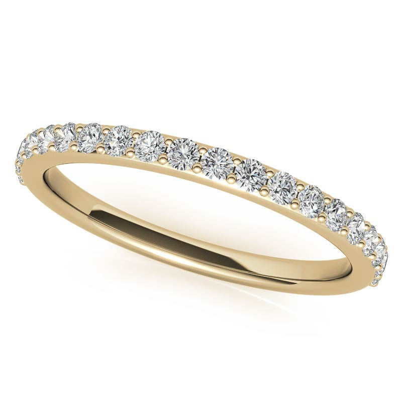 1.8mm Oval Moissanite Engagement Ring with Claw Prong