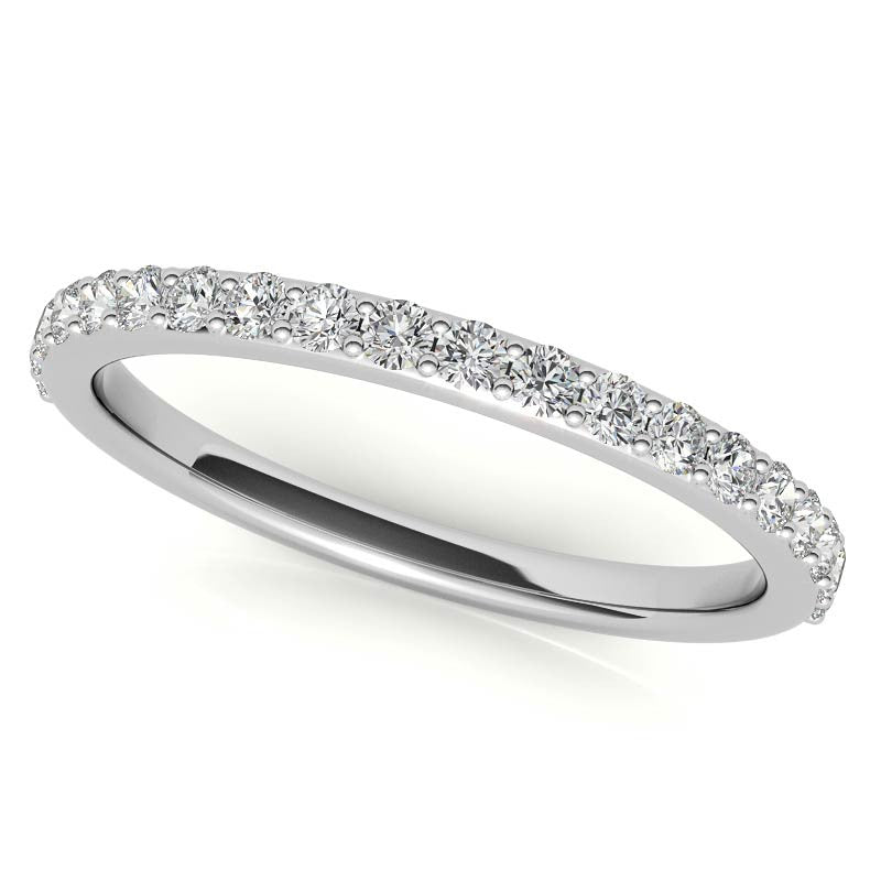 1.8mm Round Brilliant Moissanite Engagement Ring with Claw Prongs