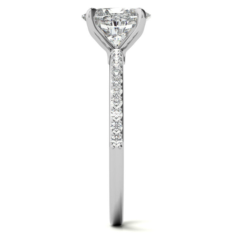 Oval Moissanite Engagement Ring with Claw Prongs
