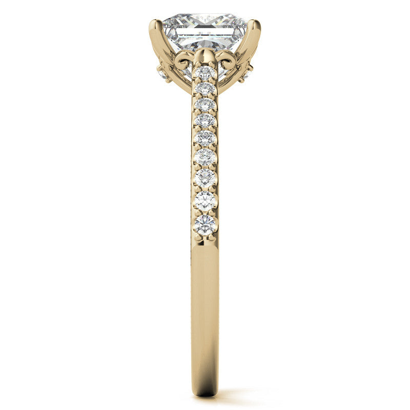 Princess cut Vintage Engagement Ring with Milgrain