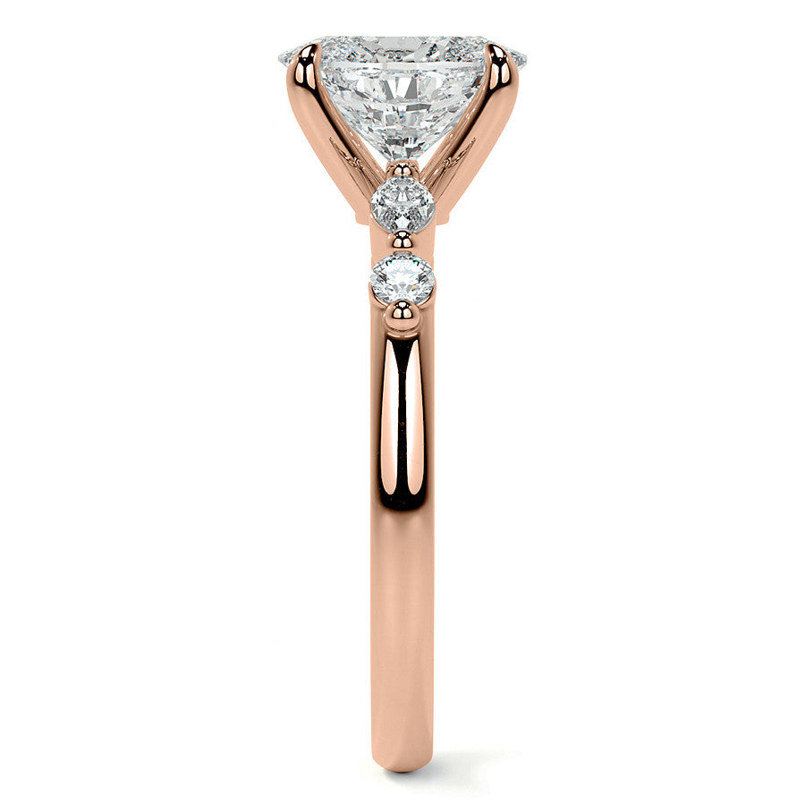 Single Prong Oval Scalloped Moissanite Engagement Ring